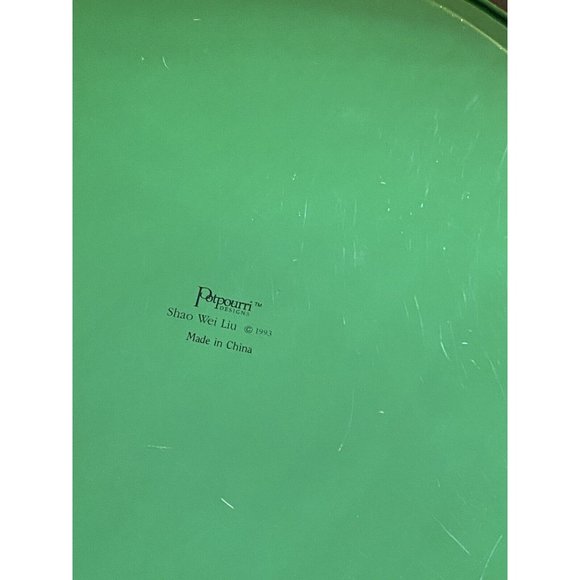 Hummingbird Garden 13 1/2" Round Metal Tray Potpourri Designs Shao Wei Liu 1993 - Picture 3 of 3